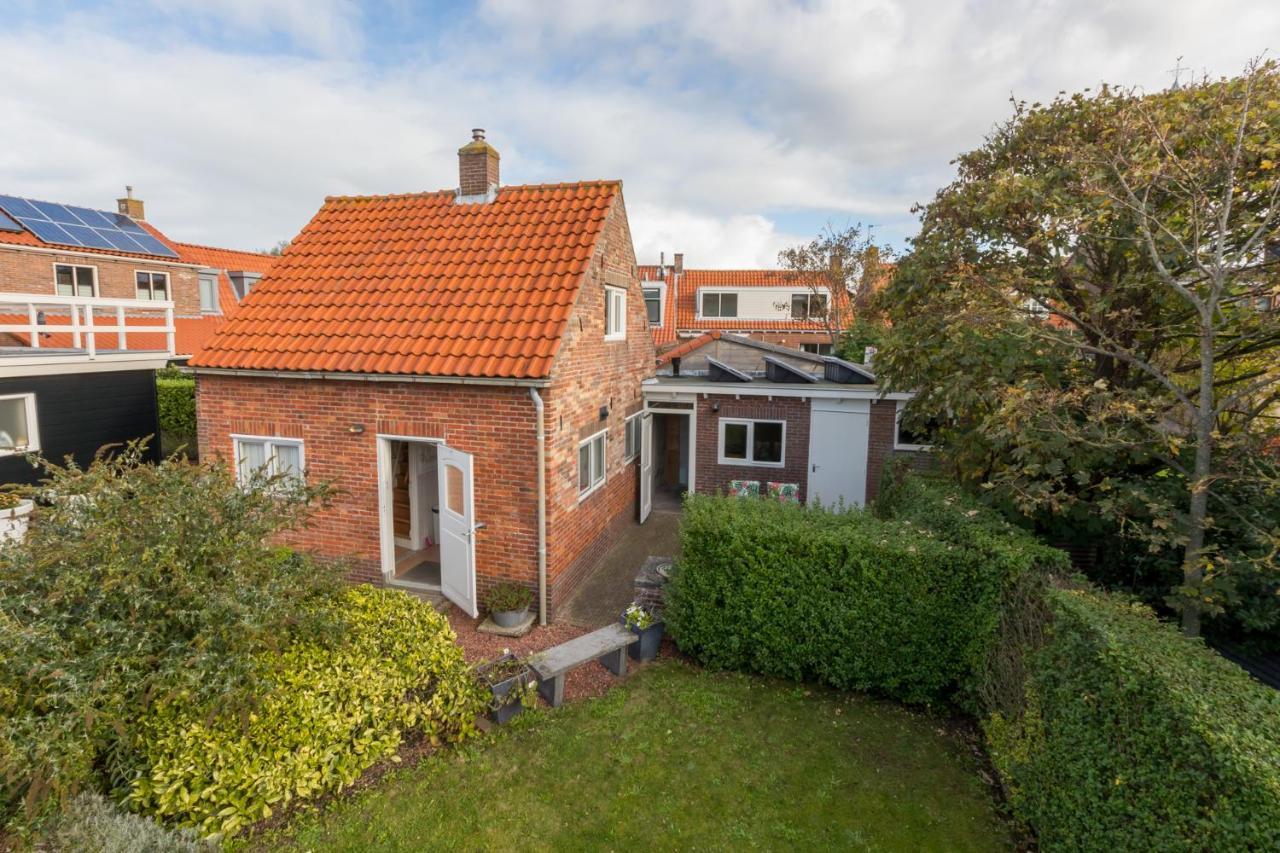 Herenstraat 9 Домбург Екстериор снимка