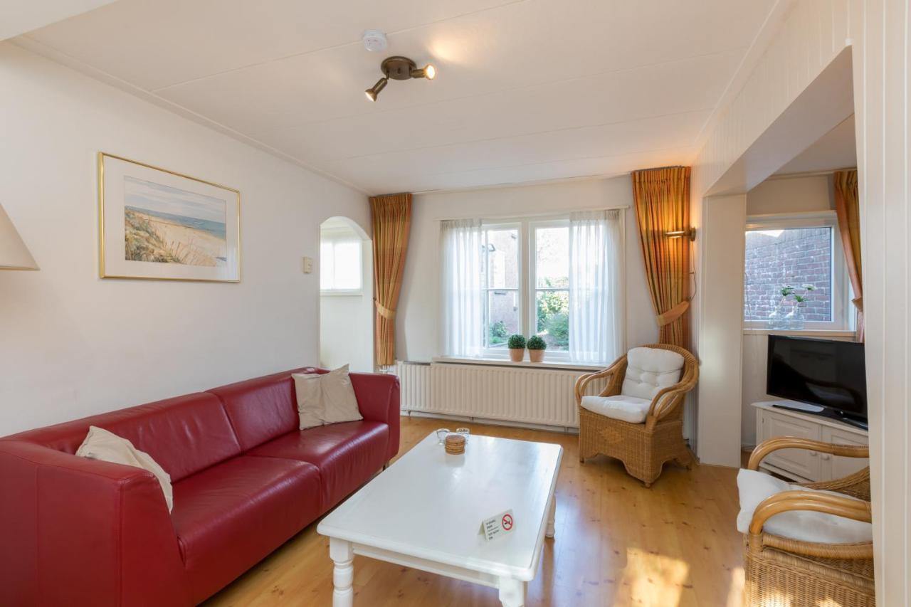 Herenstraat 9 Домбург Екстериор снимка